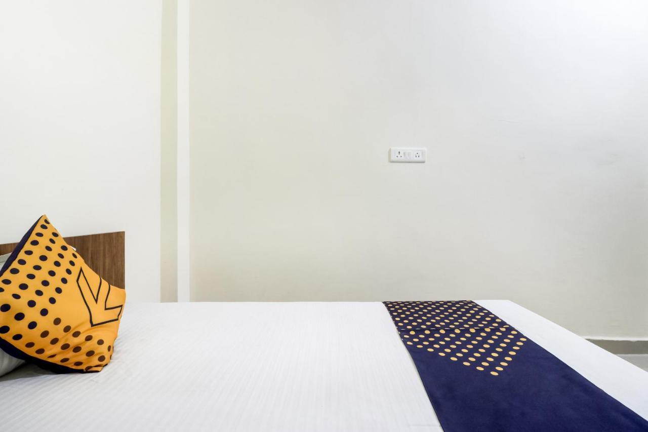 Oyo 40073 Yash Homestay Samarda Kaliāsot Eksteriør bilde