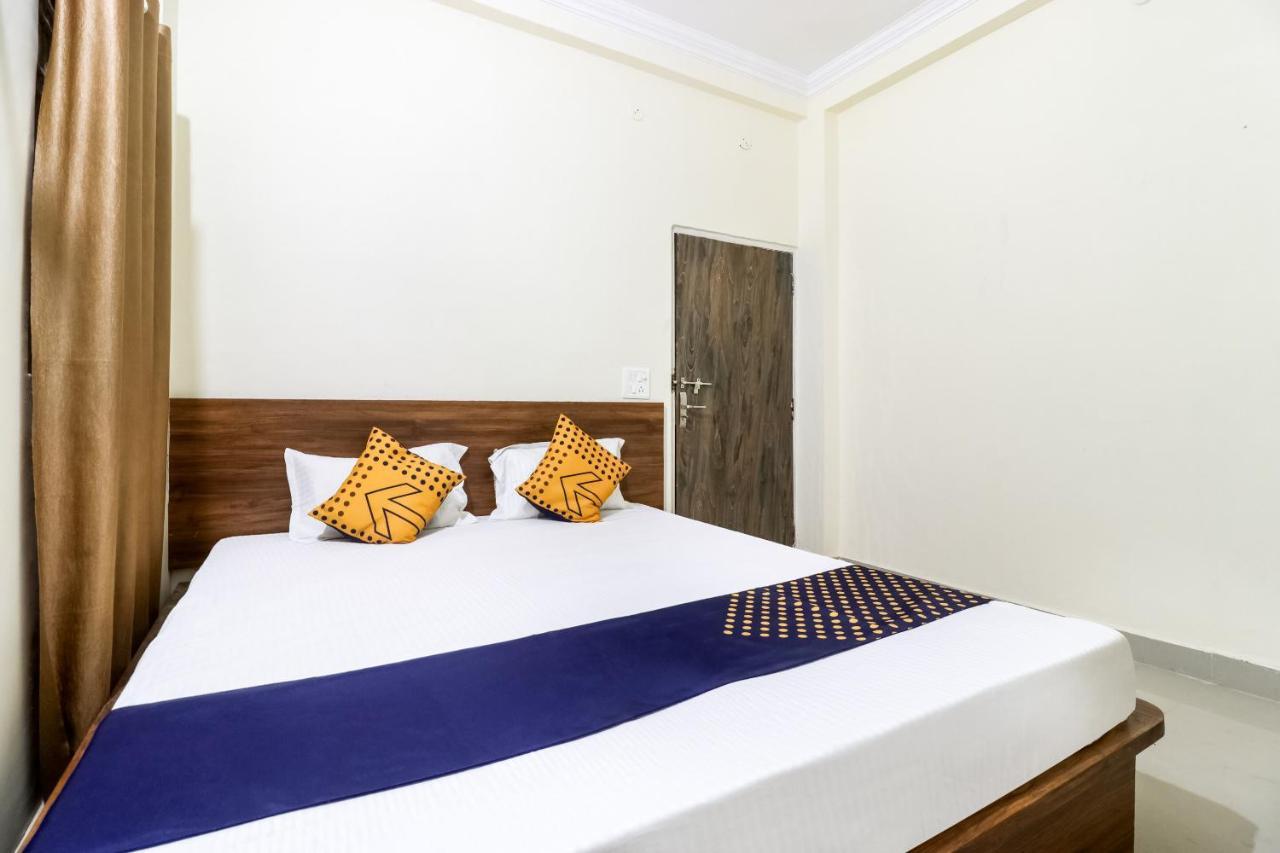 Oyo 40073 Yash Homestay Samarda Kaliāsot Eksteriør bilde