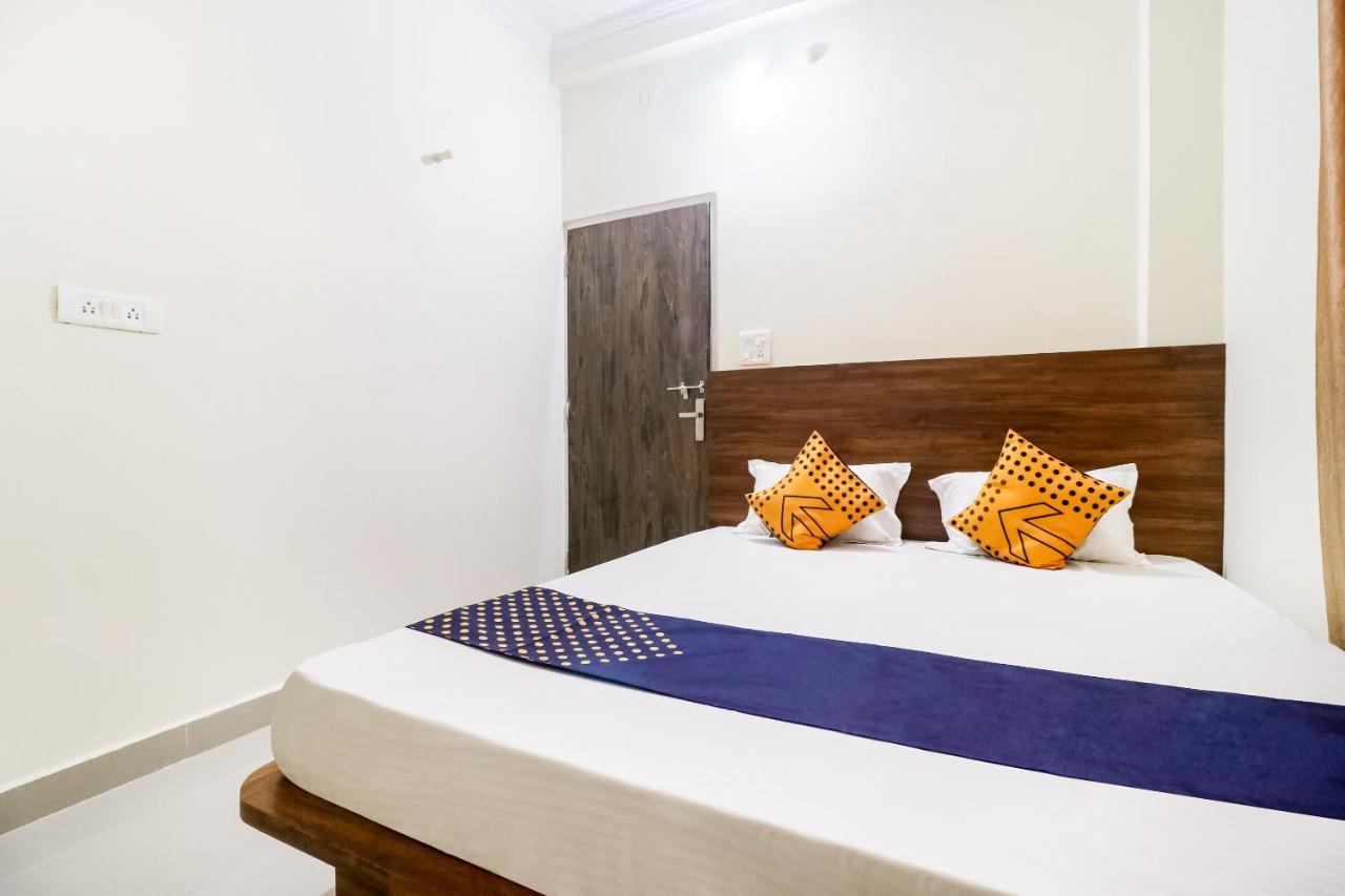Oyo 40073 Yash Homestay Samarda Kaliāsot Eksteriør bilde