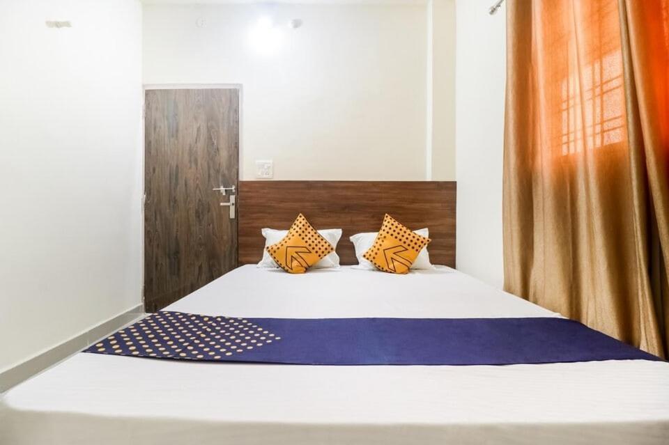 Oyo 40073 Yash Homestay Samarda Kaliāsot Eksteriør bilde