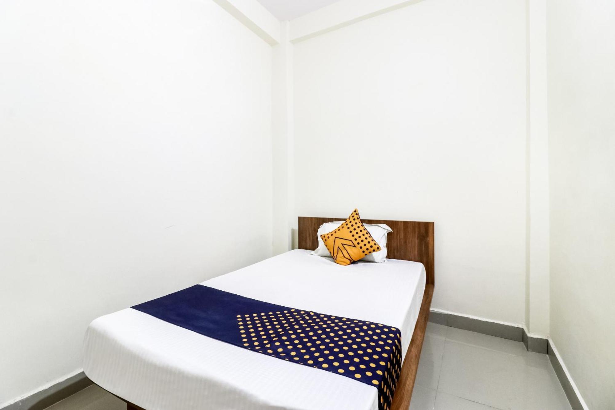 Oyo 40073 Yash Homestay Samarda Kaliāsot Eksteriør bilde