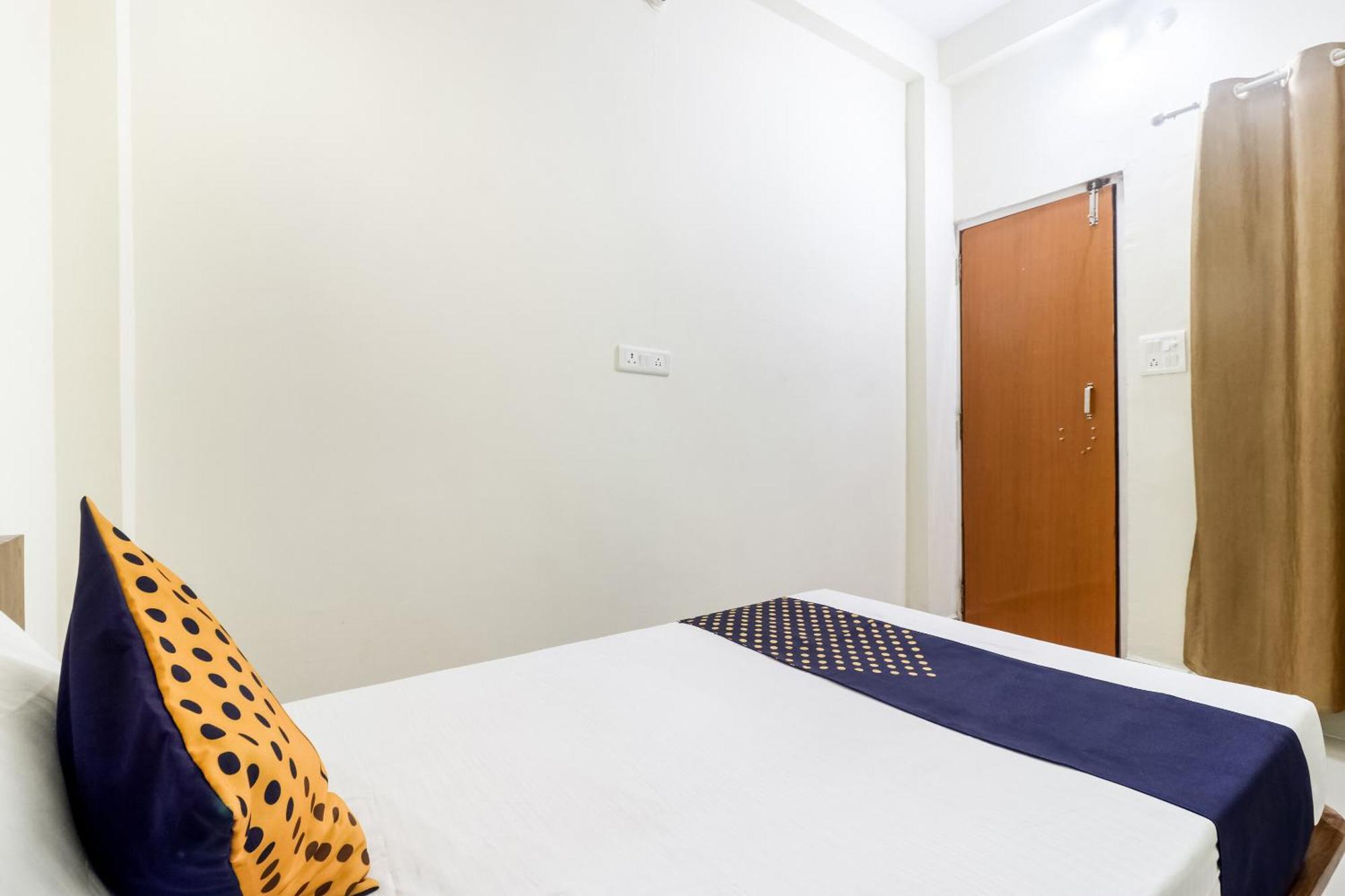 Oyo 40073 Yash Homestay Samarda Kaliāsot Eksteriør bilde